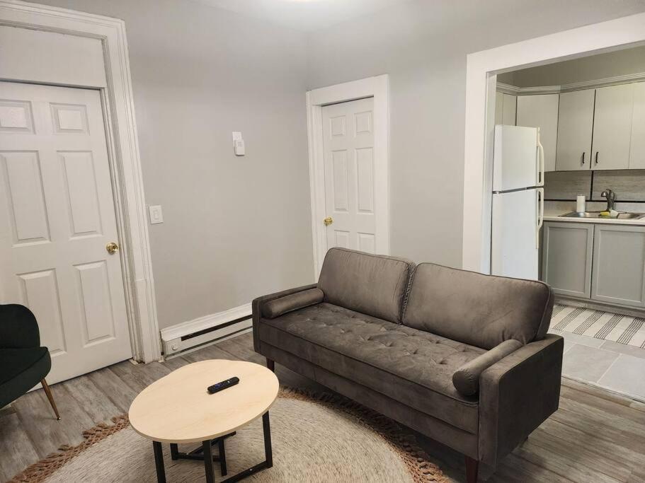 Fortune Suits And Apartment ألباني المظهر الخارجي الصورة